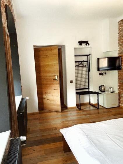 Casă individuală cu 2 camere cu Canalizare în Ultracentral