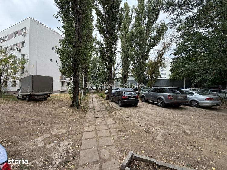 Spațiu comercial, în Păcii