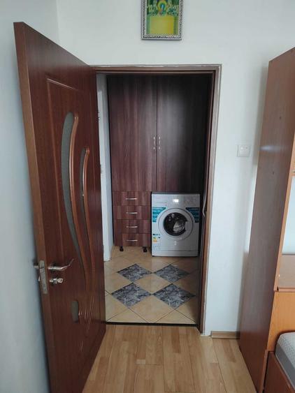 Apartament cu 2 camere semidecomandat în Mărăței