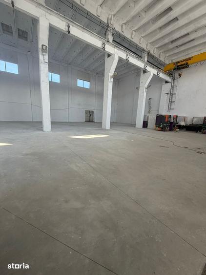 Spațiu comercial, de 750 mp, în Șerbănești