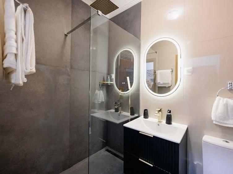 Inchiriez apartament cu 3 camare, Cartier Luceafaru - 1