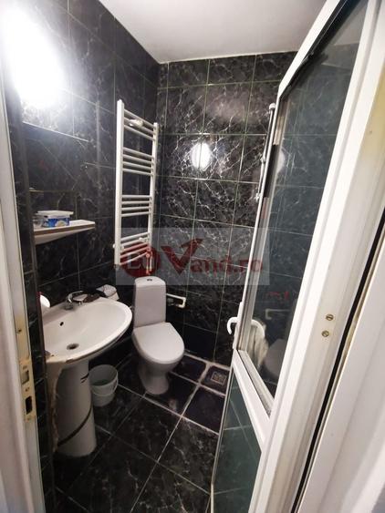 Garsonieră decomandată în Țiglina 1