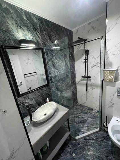 Apartament cu 3 camere decomandat în Faleza Nord