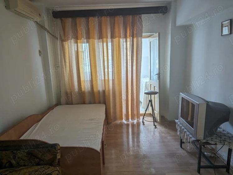 Garsonieră decomandată în Crihala