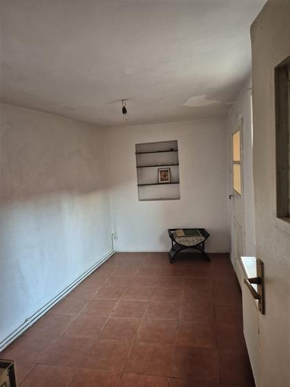 Casă cu 3 camere cu Teren 250 Mp în Bucureștii Noi