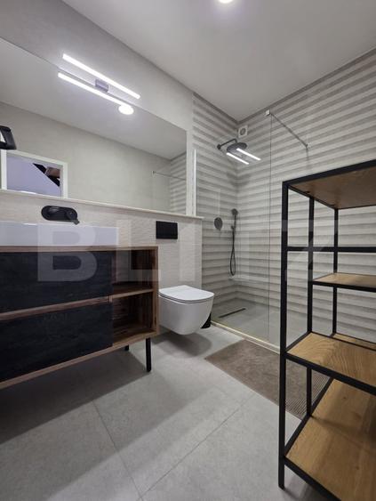 Duplex cu 4 camere cu Canalizare în Plopi