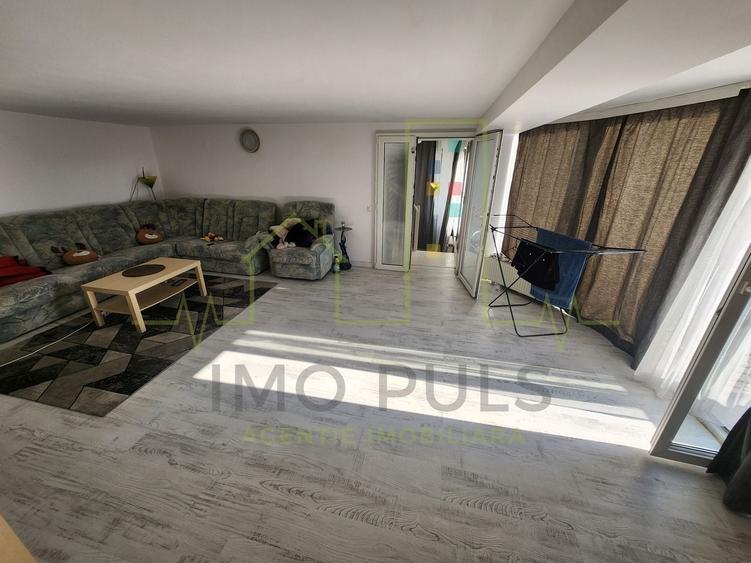Apartament cu 3 camere, mobilat în Girocului