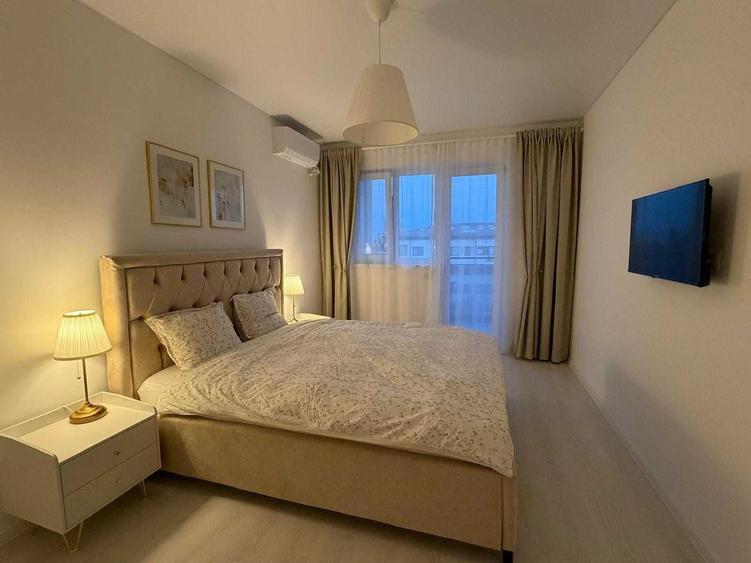 Apartament cu 2 camere decomandat în Apărătorii Patriei