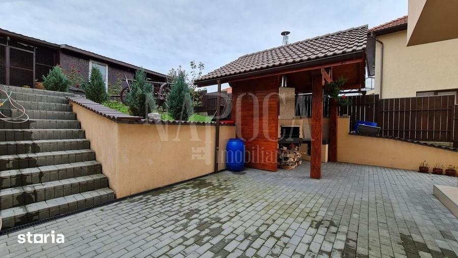Casă cu 4 camere decomandat cu Teren 600 Mp în Central