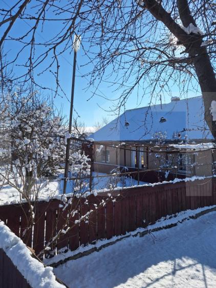 Casă cu 2 camere cu Teren 7637 Mp în Călinești