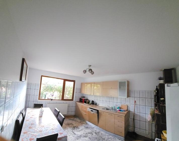 Casă individuală cu 4 camere cu Teren 750 Mp în Șendreni