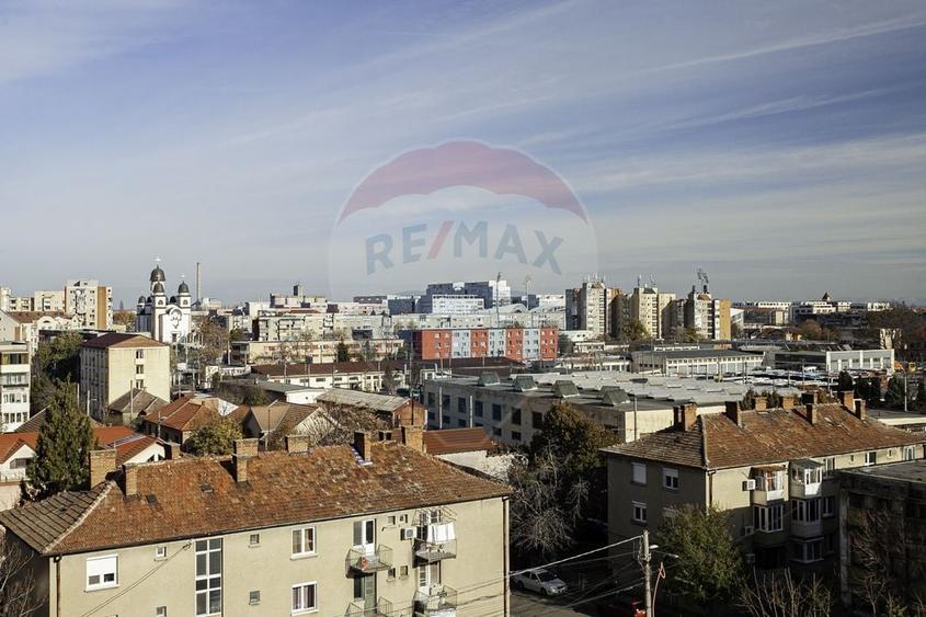 Apartament cu 3 camere decomandat în UTA