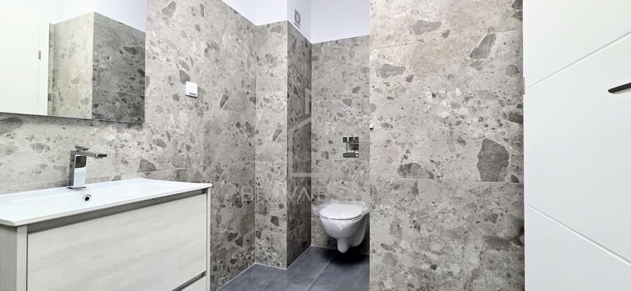 Apartament cu 2 camere decomandat în Florești