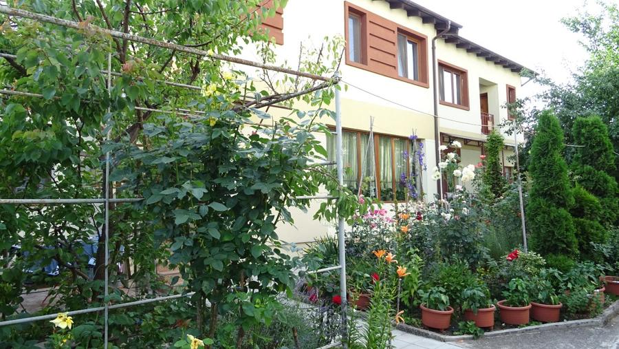 Garsonieră decomandată în Între Lacuri