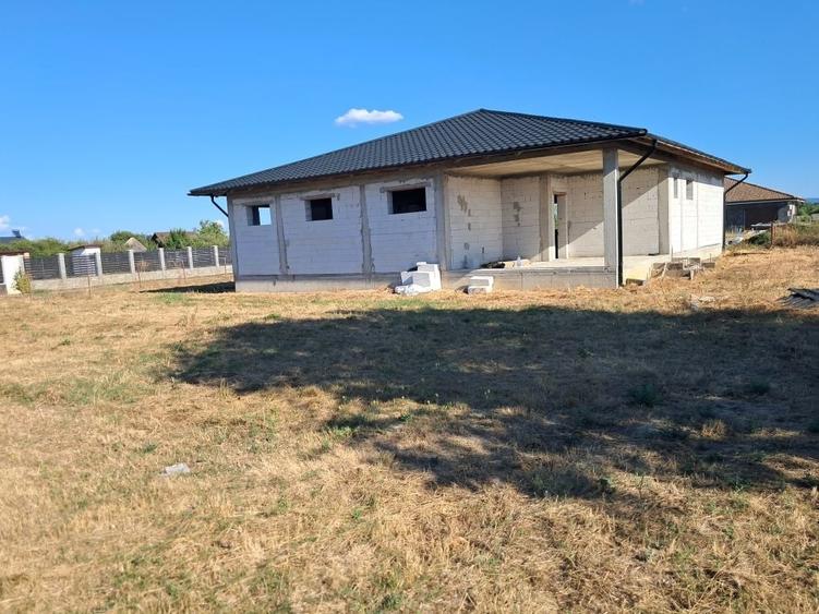 Casă cu 3 camere în Cionchești