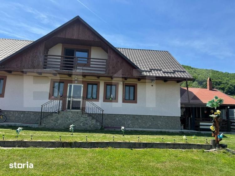 Casă cu 5 camere cu Teren 1000 Mp în Cășeiu