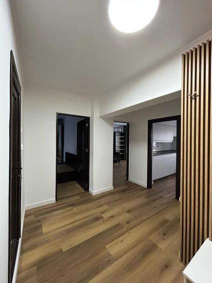 Apartament cu 2 camere decomandat în Crângași
