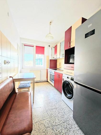 Apartament cu 2 camere nedecomandat în Calea Dumbrăvii
