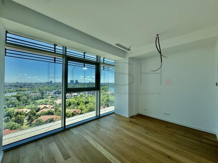 Penthouse cu 4 camere decomandat în Floreasca