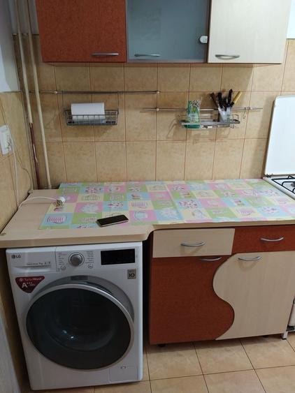Apartament cu 2 camere decomandat în Gară