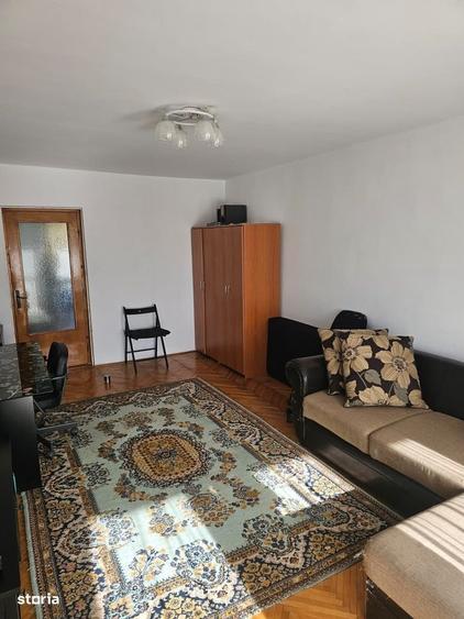 Apartament cu 3 camere în Micro 11