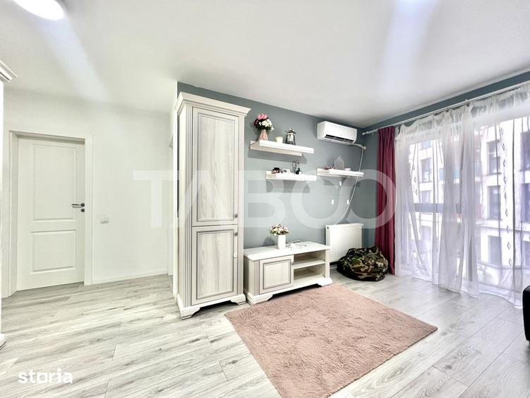 Apartament cu 2 camere semidecomandat, mobilat în Bulgaria