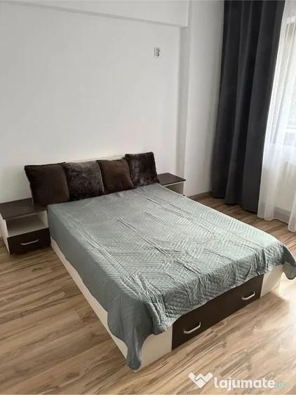 Apartament cu 2 camere decomandat în Berceni