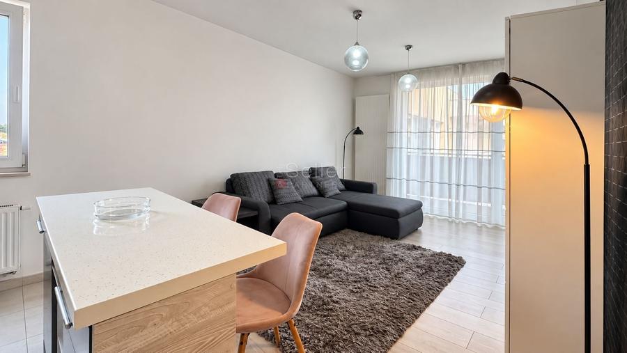 Apartament cu 2 camere decomandat, mobilat în Astra