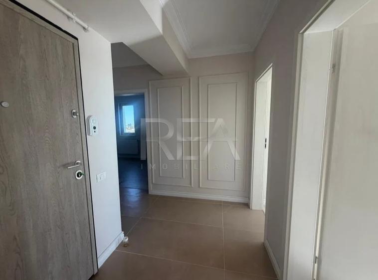 Apartament cu 3 camere decomandat în Colentina