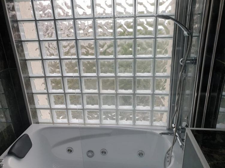 Apartament cu 2 camere decomandat în Străulești