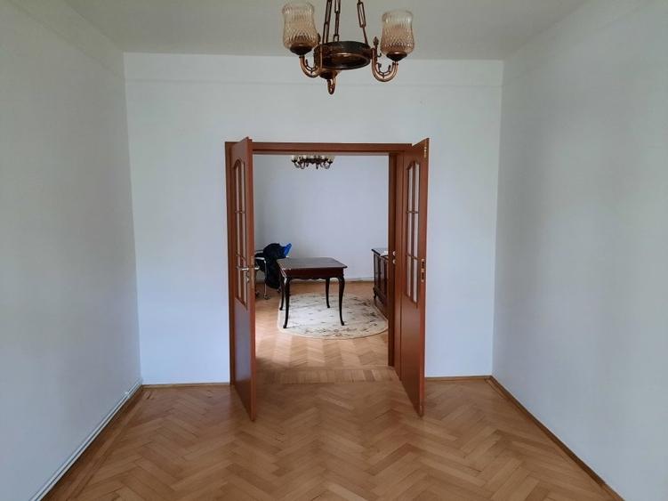 Apartament cu 2 camere semidecomandat în Floreasca
