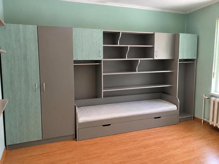 Apartament cu 3 camere decomandat în Dragoș Vodă