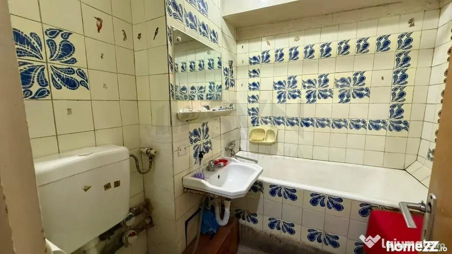 Apartament cu 4 camere decomandat în Colentina