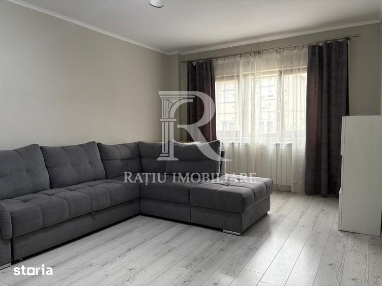 Apartament cu 3 camere decomandat în Decebal
