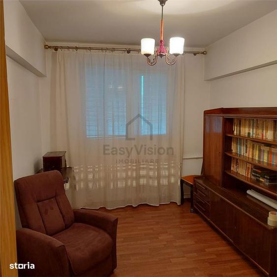 Apartament cu 3 camere, mobilat în Pantelimon