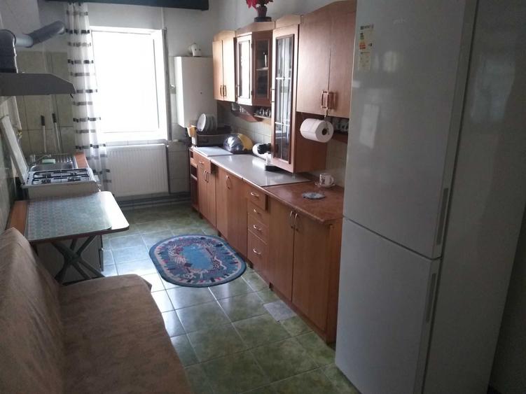 Apartament cu 2 camere semidecomandat în Micro 9