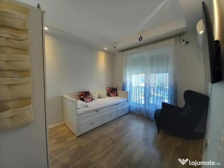 Casă cu 3 camere cu Teren 35 Mp în Pipera