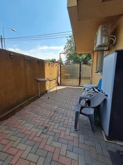 Apartament cu 2 camere decomandat în Apărătorii Patriei