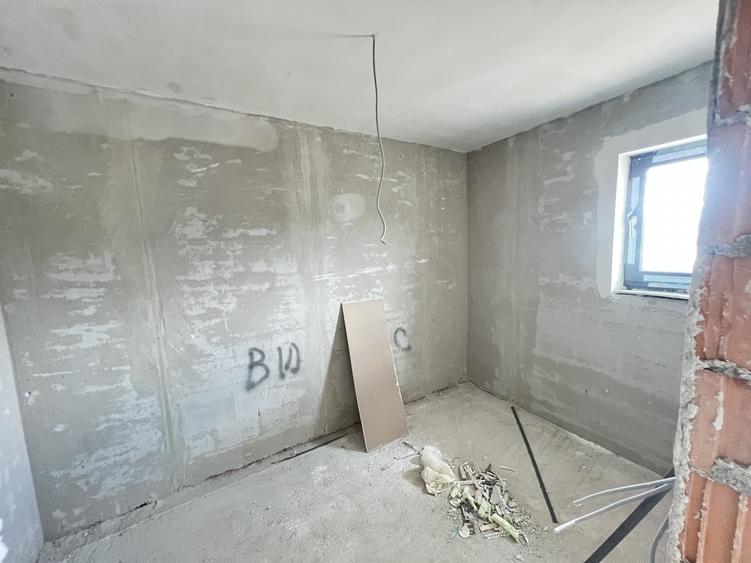 Duplex cu 4 camere cu Teren 250 Mp în Tărlungeni