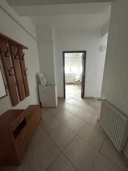 Inchiriez apartament 2 camere Ared Uta - 2