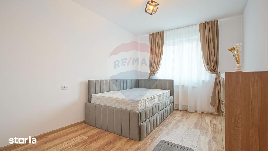 Apartament cu 3 camere în Tractorul