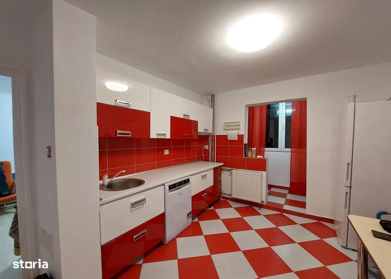 Apartament cu 2 camere decomandat în Olteniței