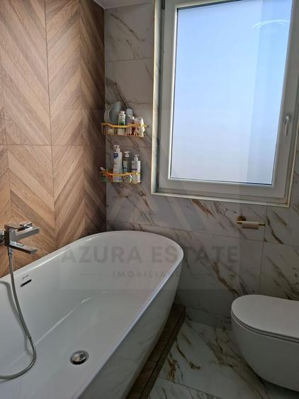 Casă individuală cu 5 camere cu Canalizare în Exterior Sud
