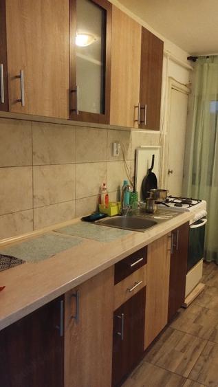 Garsonieră decomandată în Lipovei