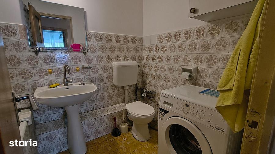 Apartament cu 2 camere decomandat în Vitan