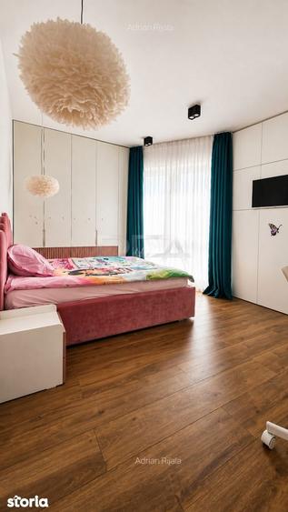 Apartament cu 3 camere decomandat, mobilat în Vitan