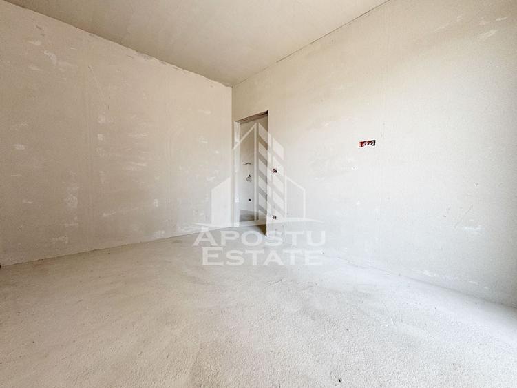 Apartament cu 2 camere semidecomandat în Giroc