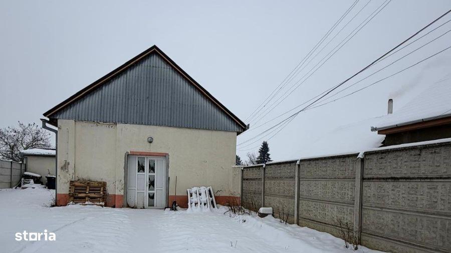 Casă cu 5 camere cu Teren 458 Mp în Podgoria