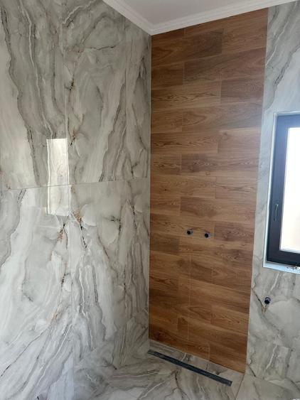 Duplex cu 4 camere cu Canalizare în Dumbrăvița
