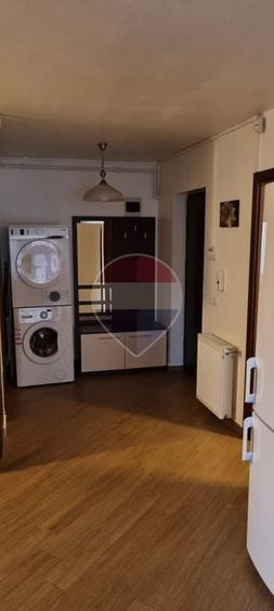 Apartament cu 2 camere semidecomandat, mobilat în Zorilor